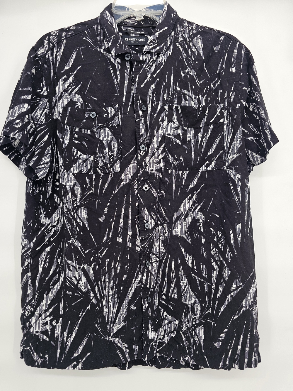 Kenneth Cole Black & White Short-Sleeve Button-Up Shirt Large